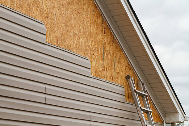24/7 Emergency Vinyl Siding experts in Avon, OH